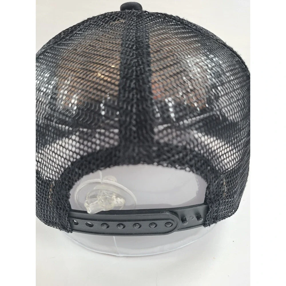 DC Comics‎ Harley Quinn Mens Trucker Hat Black White Mesh Snapback Graphic Print
